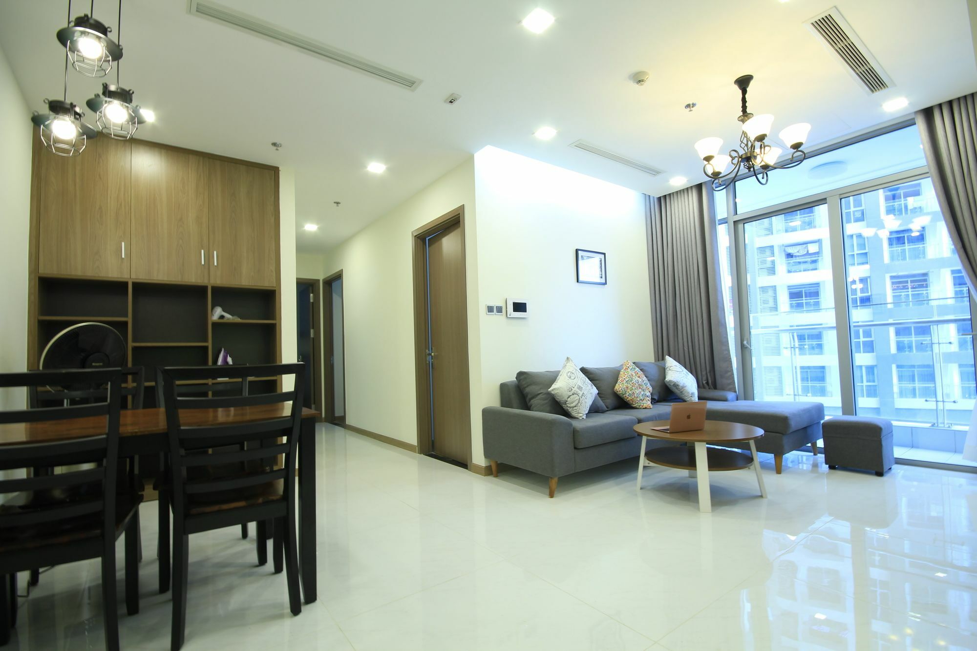 Smiley Apartment - Vinhome Ho Chi Minh City Exterior photo